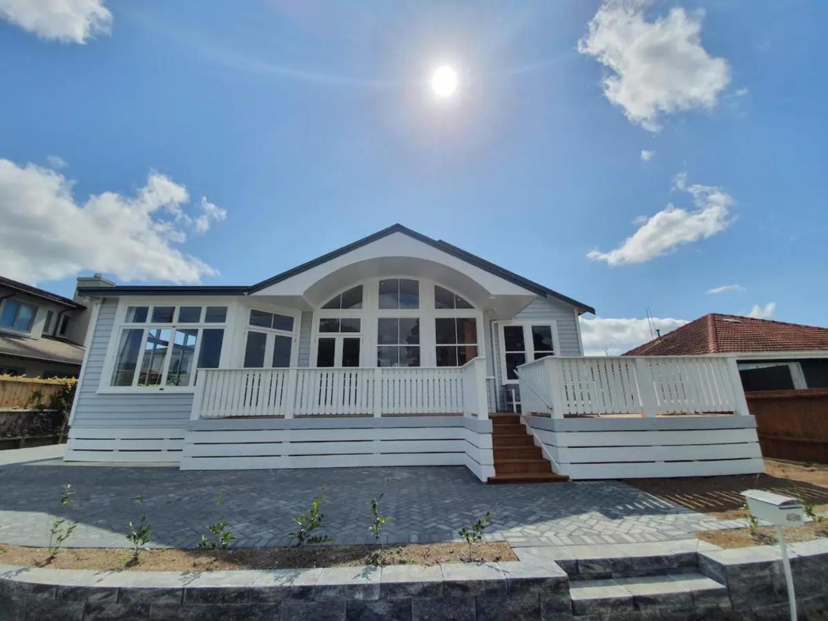 Tauranga - Big, Beautiful Villa On The Water! Exterior photo